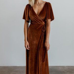 MEGHAN SPICE VELVET WRAP MAXI DRESS